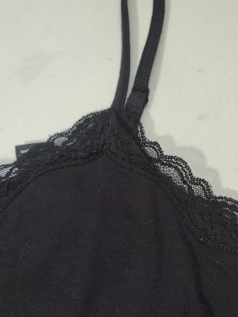 Apostrophe Stretch Black Lacey Fitted Spaghetti Straps Top Size M Y2K Whimsigoth - Picture 12 of 12